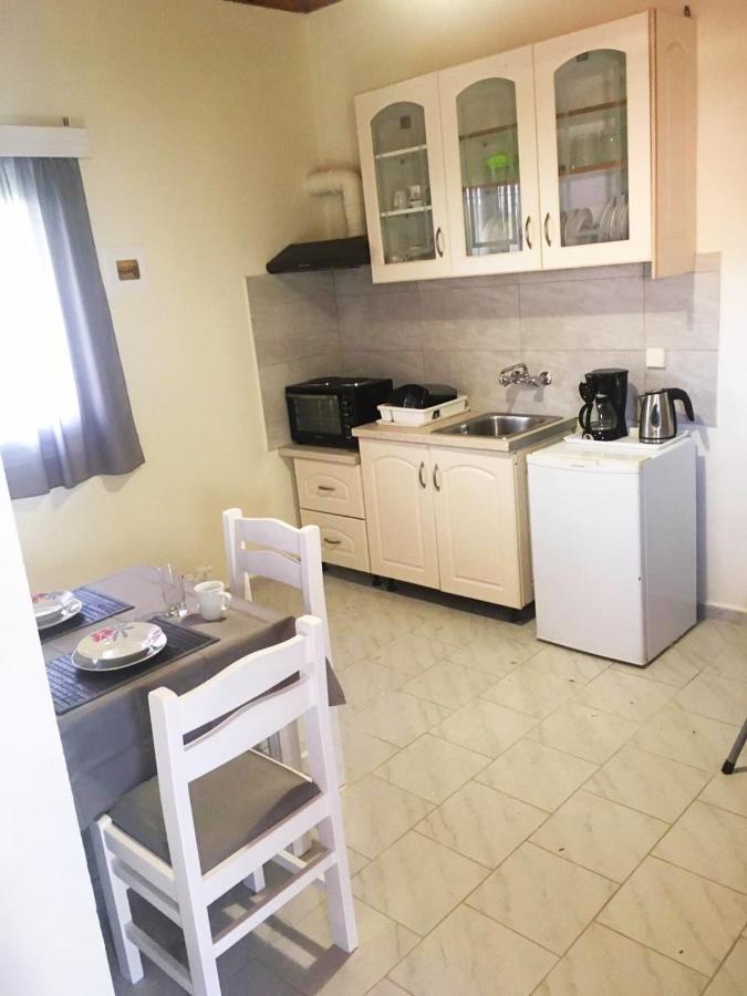 Villa Yannis Roda  Luaran gambar
